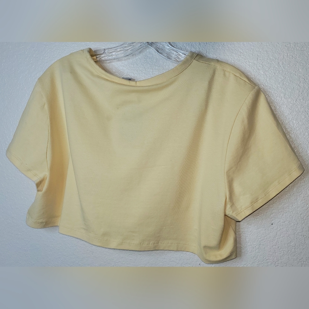 H&M Boxy Cropped Tee In Yellow - Picture 5 of 8